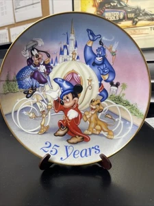 Plato decorativo Walt Disney World 25 aniversario Remember Magic 1996 vintage - Imagen 1 de 2
