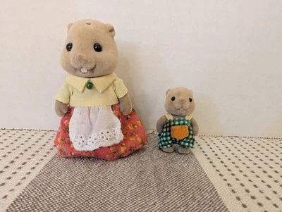 Calico Critters Sylvanian Families Woodbrook Beaver Family Lot 2 Rare Vintage  - Image 1 of 3