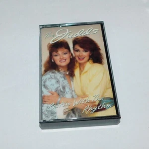 NICE THE JUDDS ROCKIN WITH THE RHYTHM PREOWNED MUSIC CASSETTE - Picture 1 of 3
