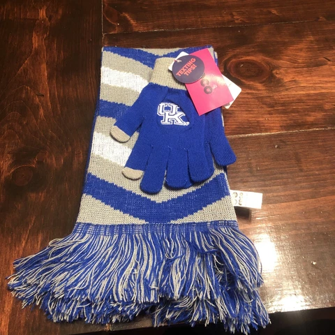 UK Kentucky Wildcats basketball Reversible Scarf with texting tip gloves New Cover