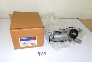 GM NOS 1984-1988 PONTIAC FIERO WIPER MOTOR W/O PULSE 22062915 - Picture 1 of 3