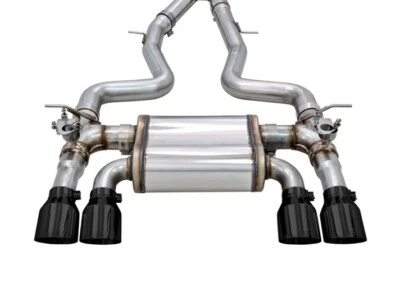 Черная выхлопная труба AWE SwitchPath Diamond для BMW M3/M4 2015-2018 годов выпуска - Изображение 1 из 3