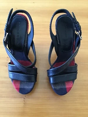 SANDALIAS CUÑA MUJER BURBERRY NOVA CHECK, TALLA 35.5 EU (5.5US) Foto 1 de 4