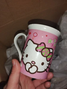 Hello Kitty 2012 Sanrio 10 Unzen Kaffeebecher Teetasse Bonbonband grüner Akzent Sanrio - Bild 1 von 2