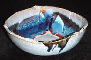 9 Inch Artisan Hand Made Glazed Pottery Serving Bowl - Picture 1 of 12