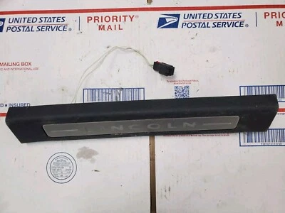 2016-2018 LINCOLN MKX FRONT RIGHT SIDE DOOR SILL SCUFF PLATE TRIM COVER OEM 4nle - Image 1 of 4