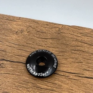 Black Chris King NoThreadSet Headset Top Cap 1 1/8" inch-Black - Picture 1 of 4