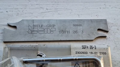 Iscar Self-Grip parting/grooving tool holder SGFH 26-3 ( for GFN 3 3mm inserts - Image 1 of 4