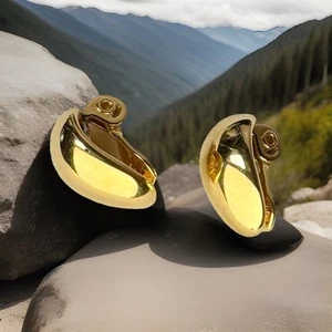 "Pendientes de clip vintage firmados por Monet tono dorado lágrima caída 3/4"" Huggie clásicos" - Imagen 1 de 3