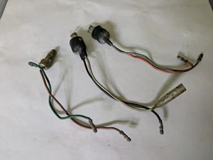 Genuine Honda Meter Speedo Dash Bulb Holder Set of 3 6V C90 C70 C50 - Picture 1 of 3