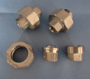 (3) 1/4" 316 Stainless Steel Class 3000 Threaded Union FNPT x FNPT Pipe Fitting - Picture 1 of 10