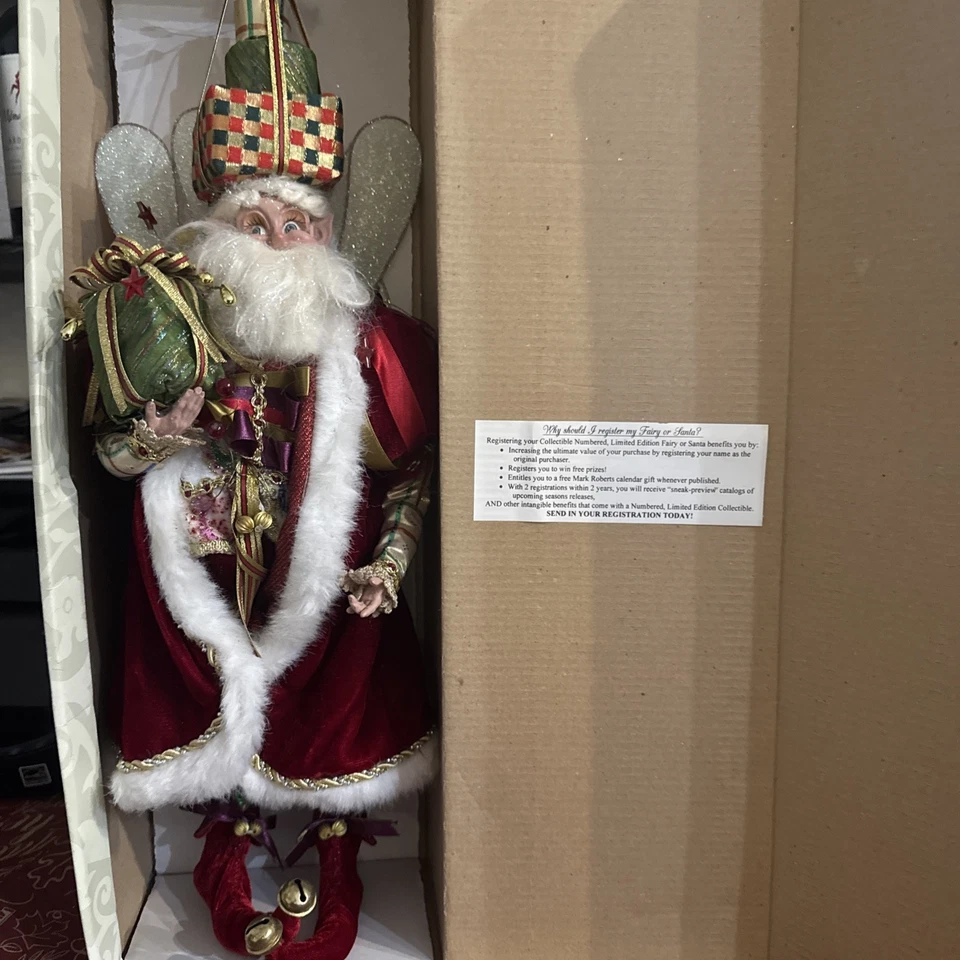 Mark Roberts Fairy of Presents med  19 In Box Limited Edition 51-62428 - Image 1 of 4