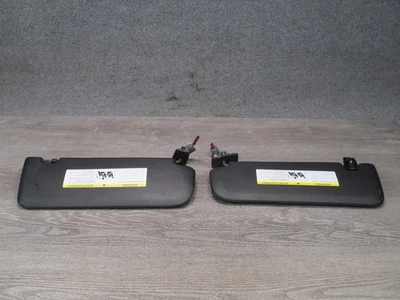 11-17 BMW F25 X3 КОМПЛЕКТ ИЗ 2 ПЕРЕДНИХ ЛЕВЫХ И ПРАВЫХ СОЛНЦЕЗАЩИТНЫХ КОЗЫРЬКОВ ЧЕРНЫЙ OEM - Изображение 1 из 4