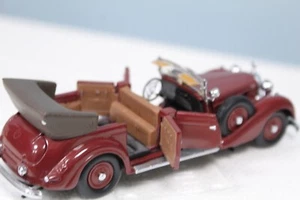 Franklin Mint 1/43 Scale B11PW43 - 1939 Mercedes Benz 770K - Maroon - Picture 1 of 11