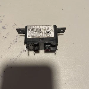 Bard HVAC 8201-009 Fan Relay - Picture 1 of 7