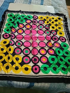 Bufanda de seda dobladillo enrollado a mano 32" cabeza cuadrada envoltura círculos rosa intenso verde Rn 42269 - Imagen 1 de 6