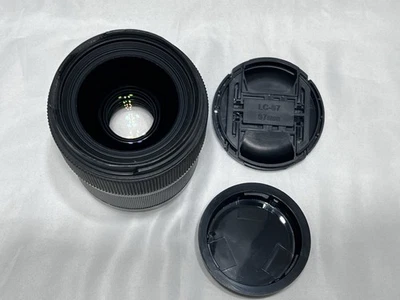 ****READ**** Sharp!  Full Frame Prime Sigma 35mm f/1.4 DG HSM Art Lens Canon EF - Image 1 of 4