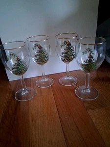 Set Of 4 Spode Christmas Tree Wine Glasses - Picture 1 of 12