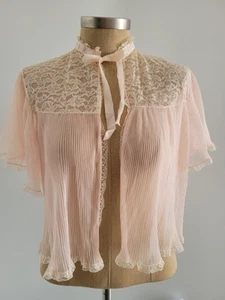 Vintage Sheery Pink Delicate Pleats 1950s Lingerie Bed Jacket w Lace - Picture 1 of 10