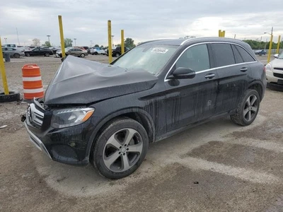 Used Air Cleaner Assembly fits: 2016 Mercedes-benz Mercedes glc-class 205 Type S - Image 1 of 4