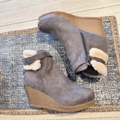 Botines de cuña Cheeks Tony Little Fit Body al tobillo para mujer 8 gris Sherpa gamuza ortopédica Foto 1 de 4