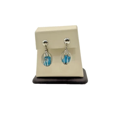 Pendientes colgantes enjaulados abstractos turquesa sintética vintage plateados atornillados Foto 1 de 3