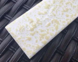 NUEVO STOCK ANTIGUO 1960 Vintage Azulejos de Pared de Cerámica 2 x 6" Borde AMARILLO BLANCO - Imagen 1 de 6
