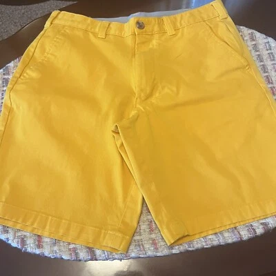 Bermuda chino Club Room masculina tamanho 30 ajuste regular Lote de (2) - Imagem 1 de 4