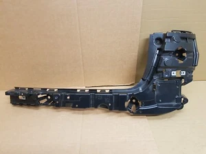 GENUINE BMW X3 F25 2014-2017 REAR BUMPER RIGHT DRIVER SIDE MOUNT GUIDE BRACKET - Picture 1 of 6