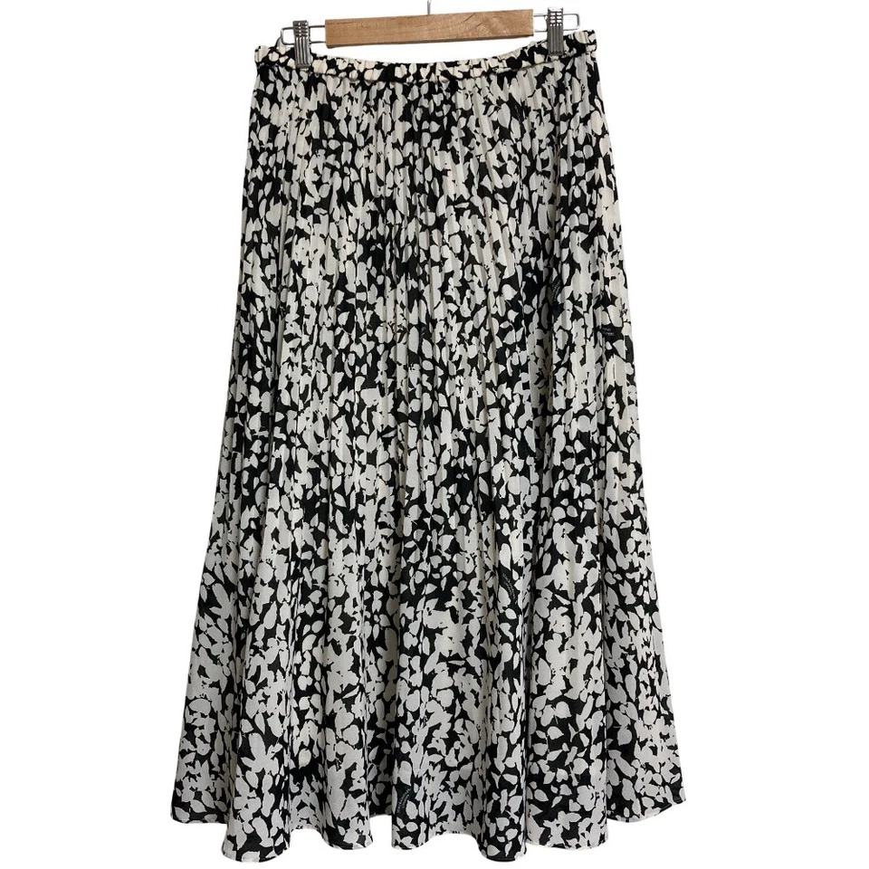 MACKINTOSH Silhouette Flower Skirt G7S06353, Size 44, Black Women USED - Image 1 of 4