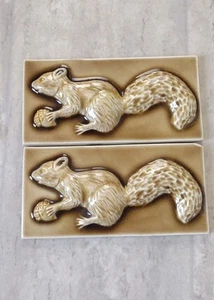 Pratt & Larson Eichhörnchen Fliesen Handarbeit Deko Relief hellbraun Wald Lot 2 - Bild 1 von 9