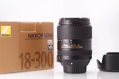 Nikon AF-S DX NIKKOR 18-300mm F3.5-6.3G ED VR in Mint Condition With Box - Image 1 of 4