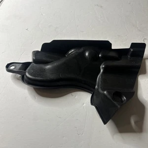 1081695-00-A 2017-2019 Tesla modelo 3 pasajero derecho torre de choque moldura OEM - Imagen 1 de 10