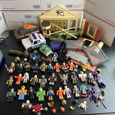 Roblox & Piggy Juguete 50+ Lote Figuras de Acción Coches Piezas Accesorios Jugar Coleccionar Foto 1 de 4