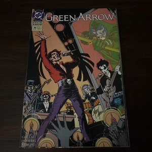 Green Arrow 70,71  Vf-Nm- - Picture 1 of 12