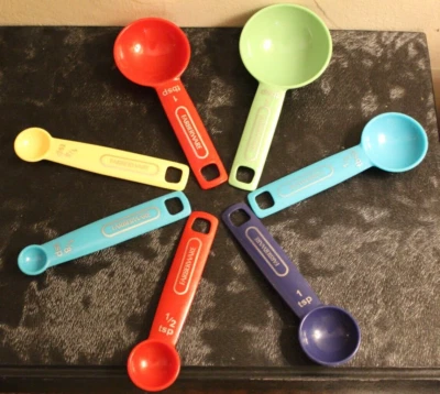 Vtg Farberware Plastic 6 Piece Measuring Spoon Set Color Coded Kitchen Tool - Image 1 of 4