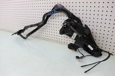 2011 11 AUDI A5 2.0L CABRIOLET B8 REAR LEFT CONVERTIBLE SOFT TOP HINGE  Foto 1 de 4