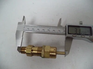 Wabtec 70 PSI Air Valve, 1/4" pn 06966210070 // 548-A01 70PSI - Picture 1 of 8
