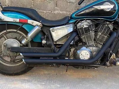 Exhaust Pipes With Mufflers For Honda Shadow 1100 VT1100C Sabre Spirit VT1100C2 - Image 1 of 4