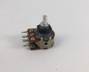 Early Soundcraft ALPS pots with mini D top 10k b lin s733 - Picture 1 of 2