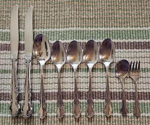 Oneida Dover Mixed Lot Of 9 Pieces Stainless Flatware Glossy Heirloom - Picture 1 of 10