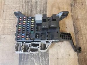 2002-2003 JAGUAR X-TYPE FUSE BOX OEM 1X43-14A073-AF - Picture 1 of 8