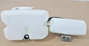 Suitable For Suzuki Samurai SJ410 SJ413 Windshield Washer With Coolant Bottle - Picture 1 of 7