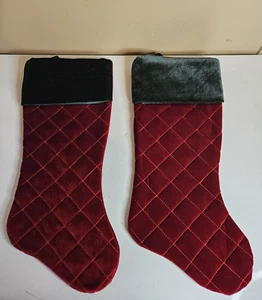 2 elegante burgunderfarbene Samt-Rautensteppstrümpfe Weihnachtsstrümpfe grün Bündchen 17,75 - Bild 1 von 3