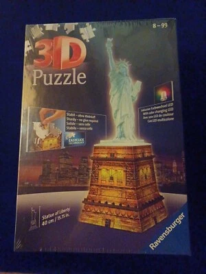ravensburger 3d puzzle Statue Of Liberty (Night Edition) - Image 1 of 2