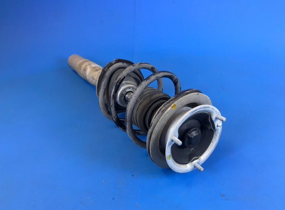 04-10 BMW E60 E61 535I 545I 550I FRONT RIGHT PASSENGER SIDE SPORT SHOCK STRUT - Image 1 of 4