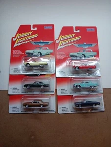 Johnny Lightning Ford Thunderbird 6 Stück werkseitig versiegelt kostenloser Versand 1:64 - Bild 1 von 11