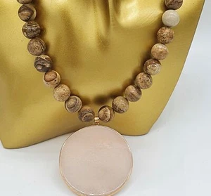 Bild Jaspis und Rosenquarz 18K Gold Plt Halsreif Statement Halskette - Bild 1 von 3