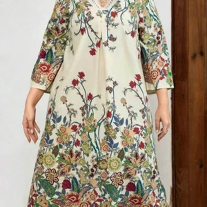 Brand New Women's 4X Boho Floral Print V-Neck Tunic Dress - Picture 1 of 4