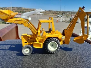 VTG Ertl 1/16 International Harvester Tractor Loader Backhoe #472 Diecast 70's - Picture 1 of 11